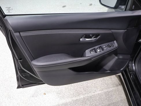 Used 2025 Nissan Sentra SV w/ All-Weather Package FWD image 13