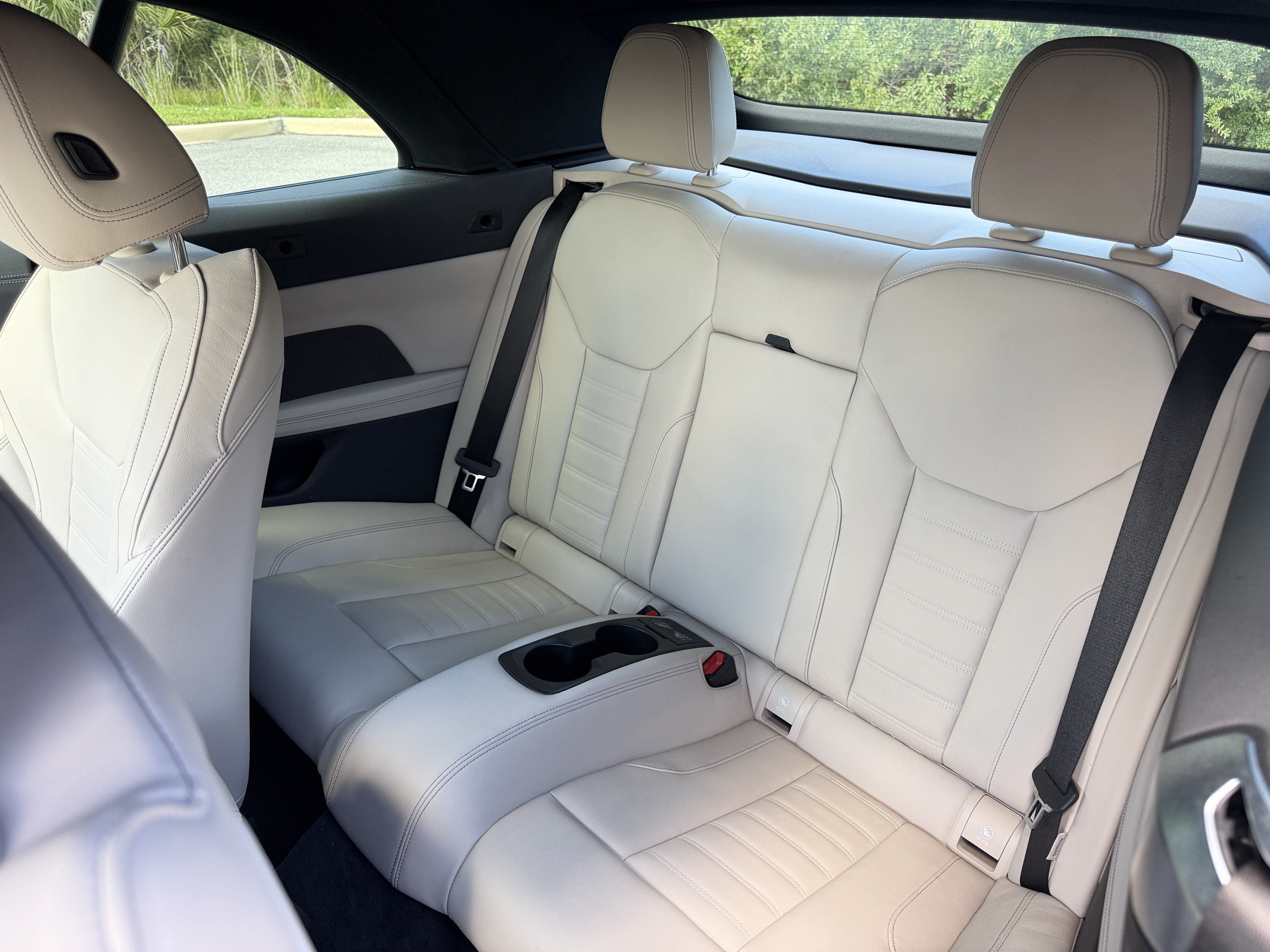 Used 2022 BMW M440i Convertible RWD image 17