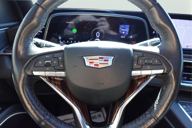 Used 2024 Cadillac Escalade Premium Luxury AWD/4WD image 48