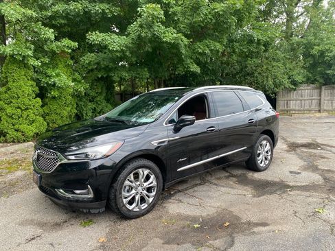 Used 2019 Buick Enclave Avenir w/ Avenir Technology Package AWD/4WD image 1