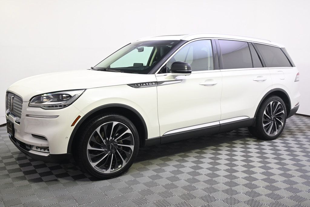 Used 2020 Lincoln Aviator Reserve w/ Equipment Group 202A AWD/4WD image 2