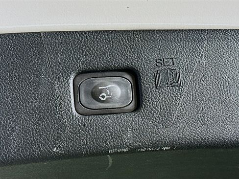 Used 2020 Ford Edge SEL w/ Convenience Package image 29