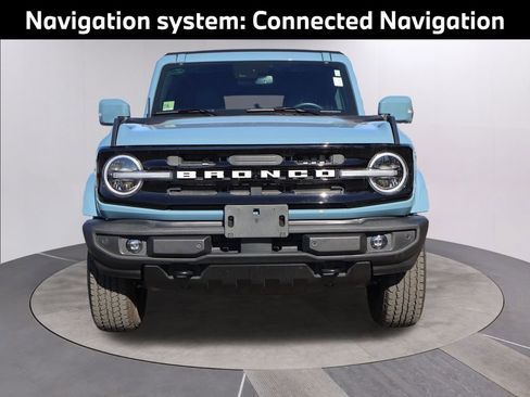 Used 2023 Ford Bronco Outer Banks image 3