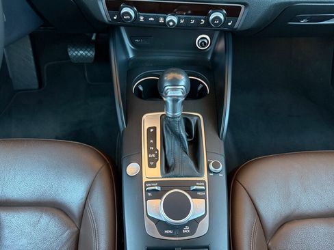 Used 2017 Audi A3 e-tron Premium Plus w/ Technology Package image 40