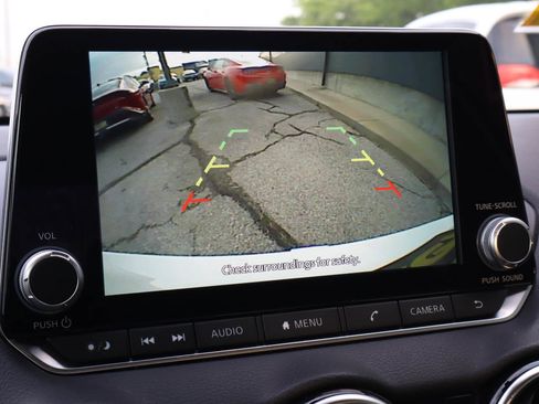 Used 2024 Nissan Sentra SV image 12