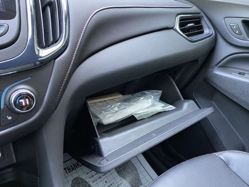 Used 2024 Chevrolet Equinox RS w/ RS Leather Package FWD image 30