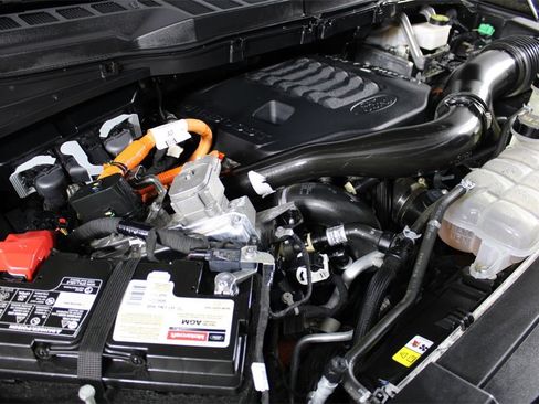 Used 2021 Ford F150 Lariat w/ Equipment Group 502A High image 18