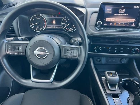 Used 2024 Nissan Rogue S AWD/4WD image 11