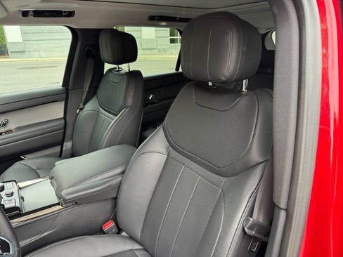 Used 2023 Land Rover Range Rover Sport SE AWD/4WD image 30