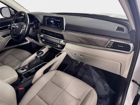 Used 2020 Kia Telluride EX w/ EX Premium Package FWD image 32