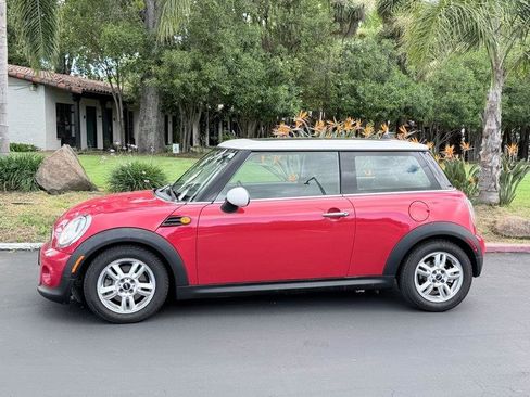 Used 2012 MINI Cooper Hardtop image 2