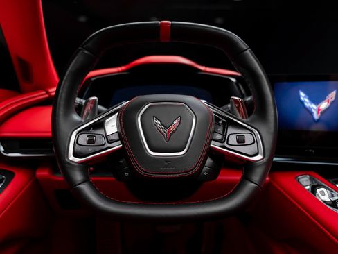Used 2024 Chevrolet Corvette Stingray Premium Cpe w/ Z51 Performance Package RWD image 44