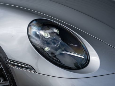 Certified 2021 Porsche 911 Carrera 4S AWD/4WD image 17