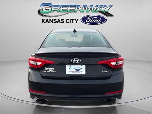 Used 2016 Hyundai Sonata Sport w/ Option Group 1V image 6