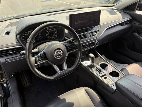 Used 2023 Nissan Altima 2.5 SL AWD/4WD image 16