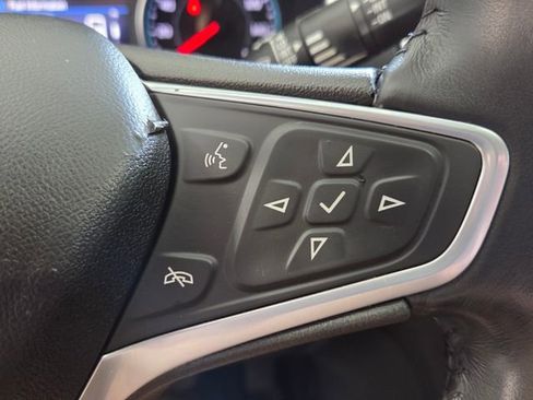 Used 2022 Chevrolet Equinox LT FWD image 27