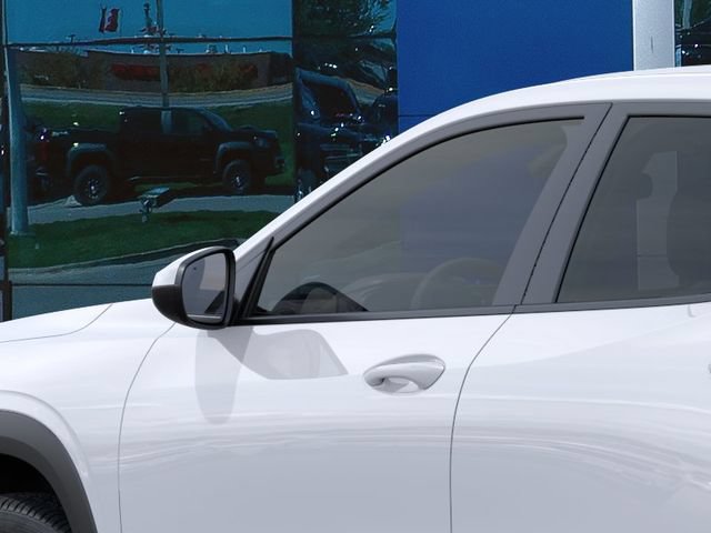 New 2026 Chevrolet Trax LS w/ LS Convenience Package FWD image 12