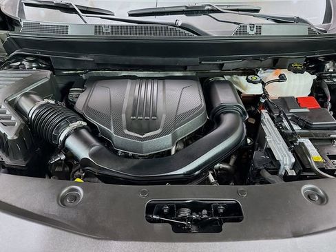 Used 2025 Buick Enclave Avenir w/ Super Cruise Package image 35