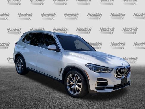 Used 2023 BMW X5 xDrive40i w/ Executive Package AWD/4WD image 2