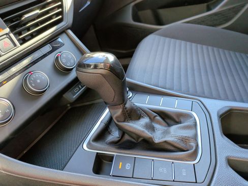 Used 2023 Volkswagen Jetta S image 25