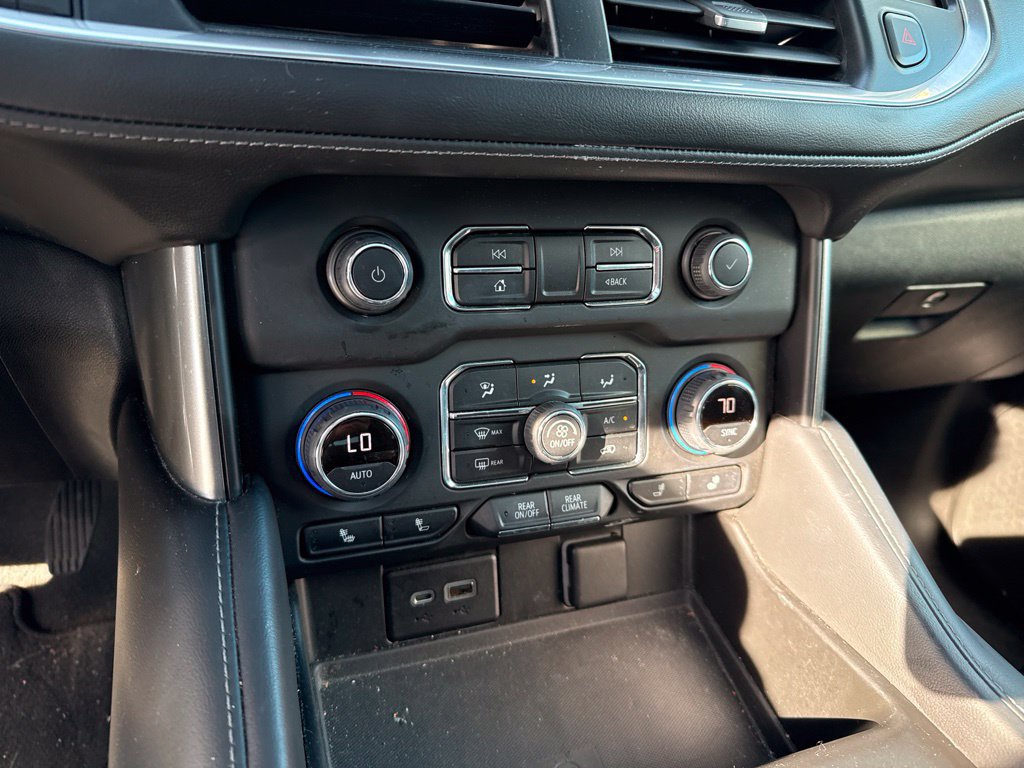 Used 2021 Chevrolet Tahoe Z71 AWD/4WD image 32
