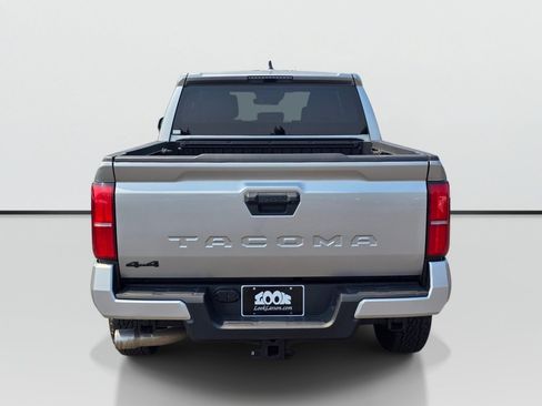 Used 2024 Toyota Tacoma TRD Off-Road AWD/4WD image 4