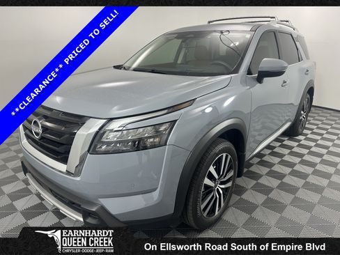 Used 2025 Nissan Pathfinder Platinum w/ Cargo Package FWD image 1