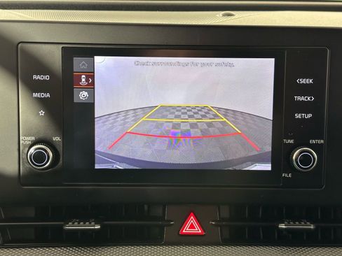 Used 2023 Kia Sportage LX image 36
