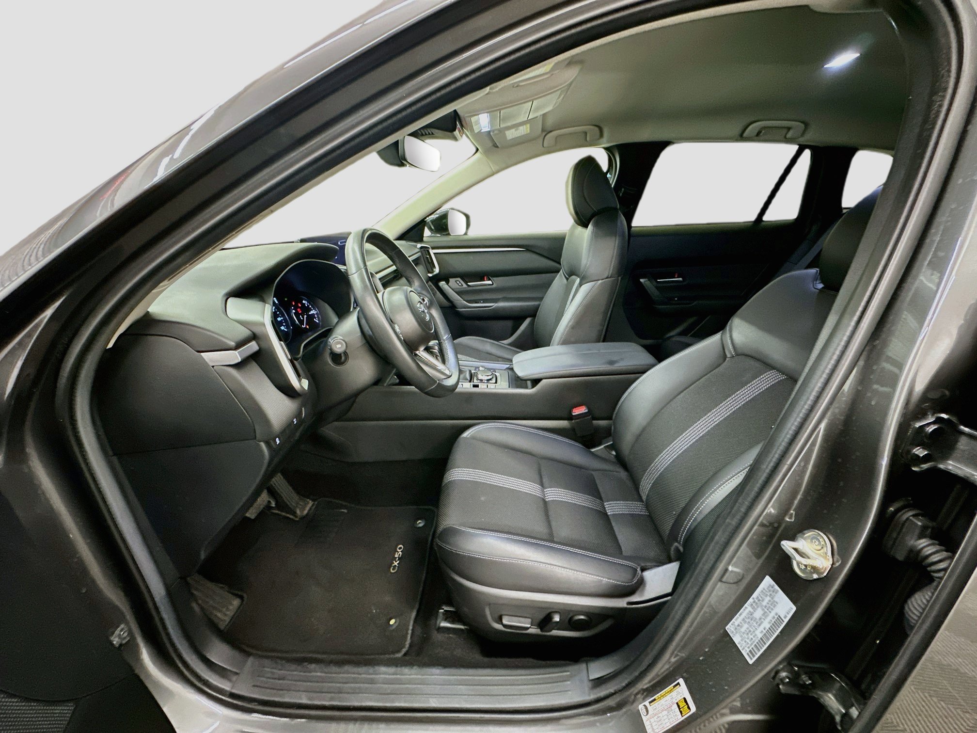 Used 2024 MAZDA CX-50 AWD 2.5 S w/ Preferred Package image 13