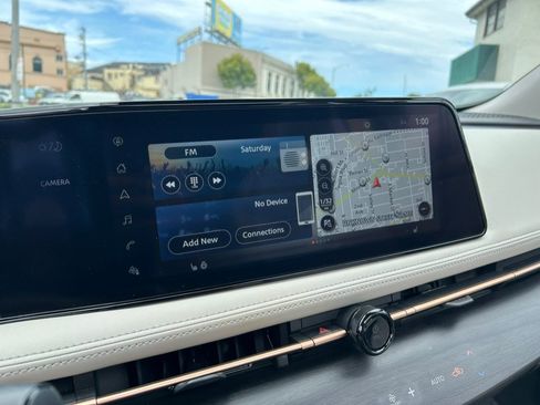 Used 2023 Nissan Ariya FWD image 24