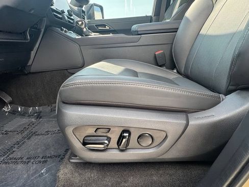 Used 2026 Lexus GX 550 AWD/4WD image 25
