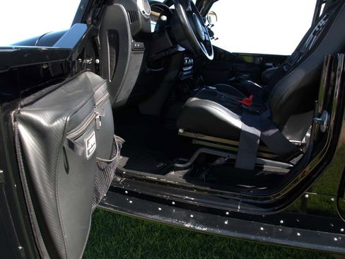 Used 2013 Jeep Wrangler Unlimited Rubicon w/ Dual Top Group image 50