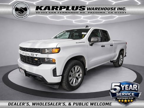 Used 2020 Chevrolet Silverado 1500 Custom w/ Custom Value Package RWD image 1