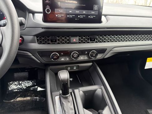 Used 2026 Honda Accord LX image 15