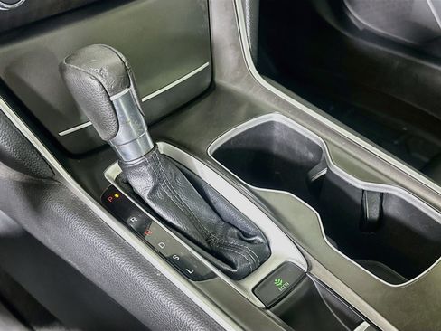 Used 2018 Honda Accord EX image 24