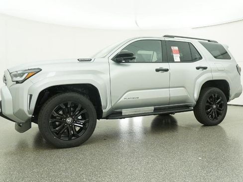 New 2026 Toyota 4Runner 4WD image 30
