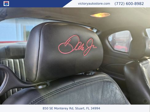 Used 2004 Chevrolet Monte Carlo SS w/ Dale Earnhardt Jr. Package FWD image 12