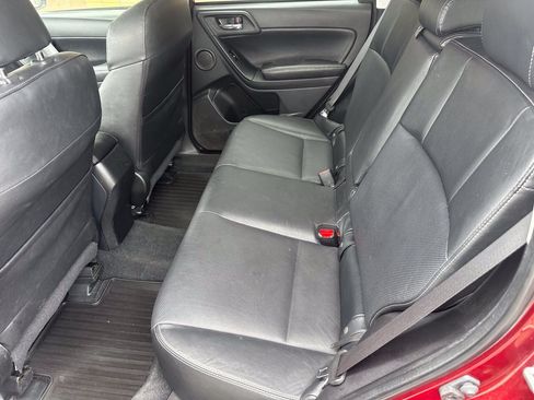 Used 2015 Subaru Forester 2.0XT Touring AWD/4WD image 14