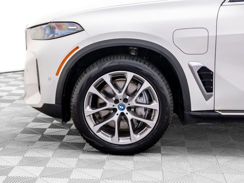 Certified 2025 BMW X5 xDrive50e image 36