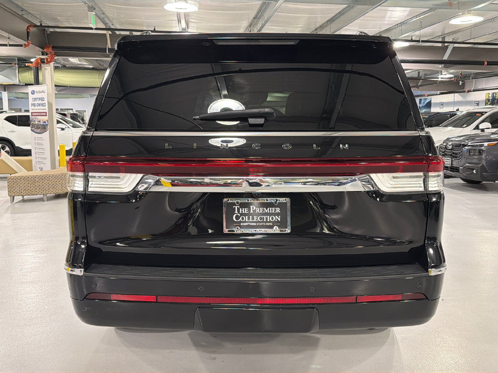Used 2023 Lincoln Navigator L Black Label AWD/4WD image 5