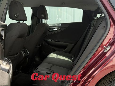 Used 2016 Chevrolet Malibu LT image 12