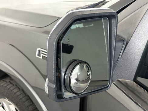 Used 2019 Ford F150 Lariat w/ Equipment Group 502A Luxury AWD/4WD image 13