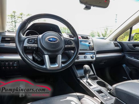 Used 2017 Subaru Outback 2.5i Limited AWD/4WD image 33