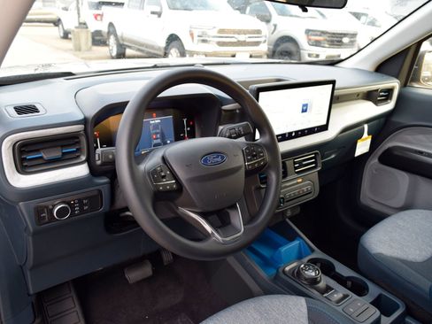 New 2026 Ford Maverick XLT image 17