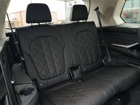 New 2026 BMW X7 xDrive40i image 12