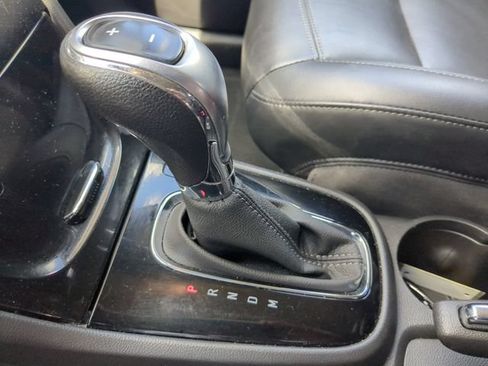 Used 2017 Buick Encore Premium AWD/4WD image 29
