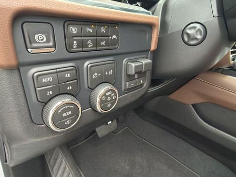 New 2026 Chevrolet Tahoe High Country AWD/4WD image 22