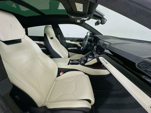 Used 2024 Lamborghini Urus S AWD/4WD image 48