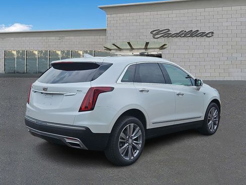 Certified 2023 Cadillac XT5 Premium Luxury AWD/4WD image 4