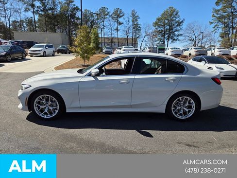 Used 2025 BMW 330i xDrive Sedan image 3